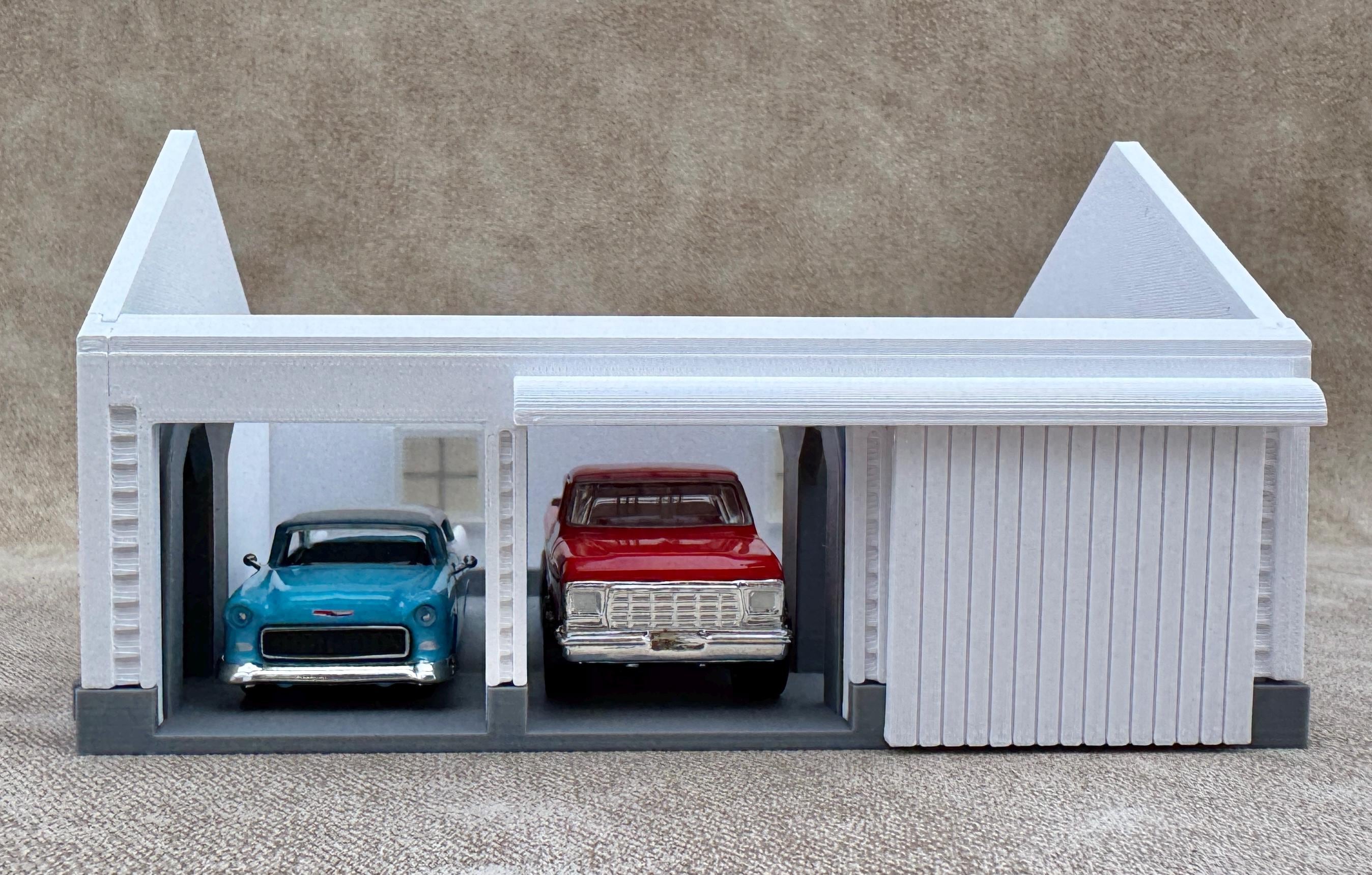 1/64 Scale Garage - Early 1940s Farm Garage - Farm Set Model - Brown Roof