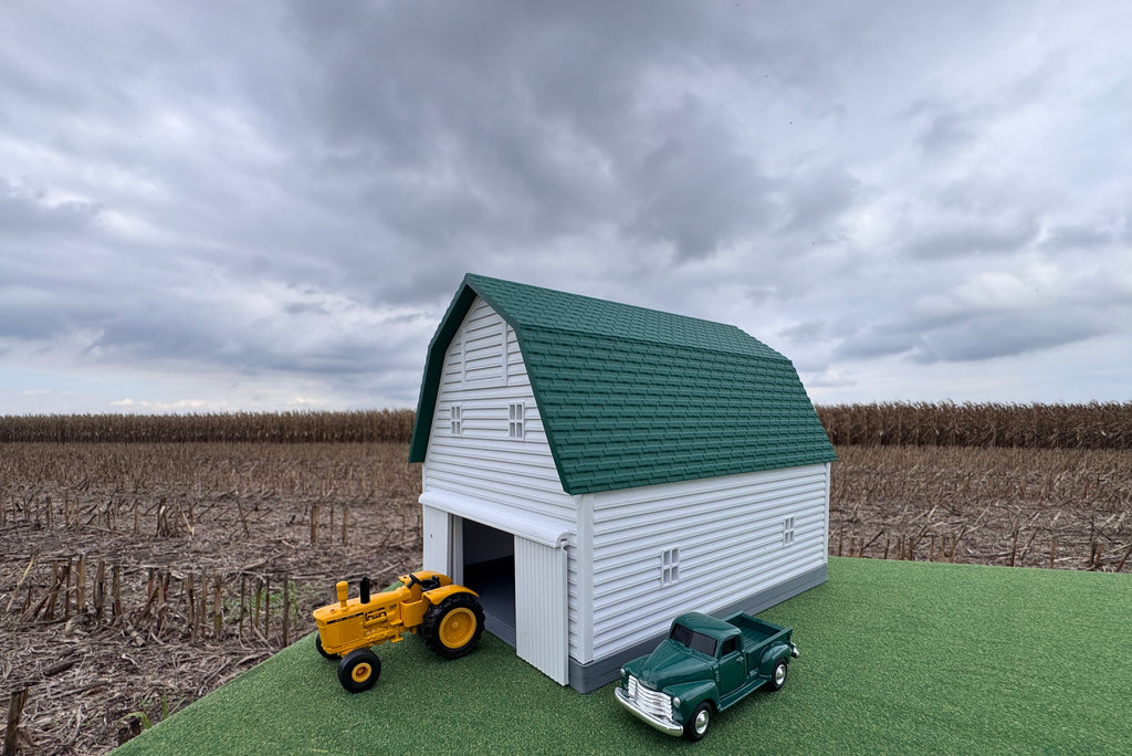 1/64 Scale - Early 1900s Barn - White 30' x 42' - Green Roof - Made in USA