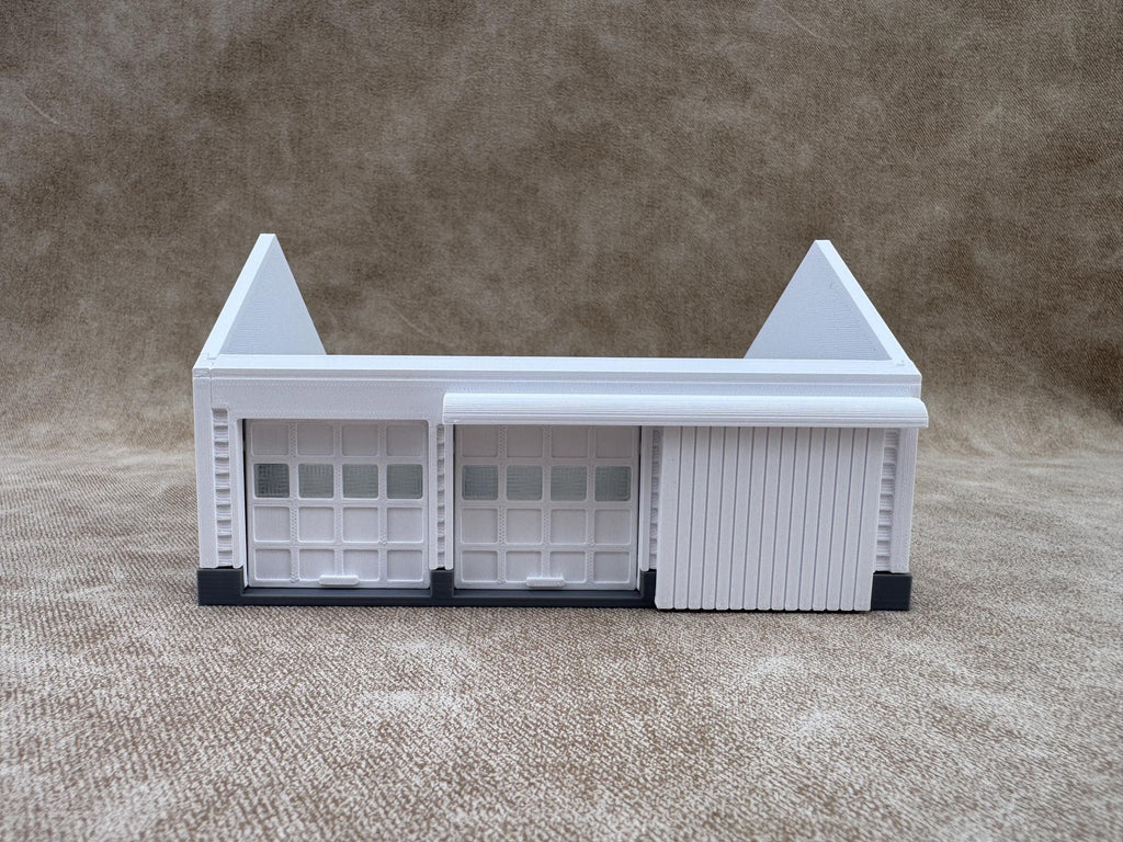 1/64 Scale Garage - Early 1940s Farm Garage - Farm Set Model - Brown Roof