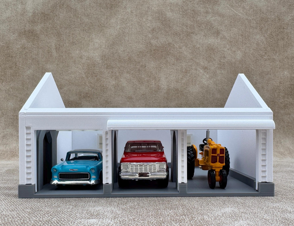 1/64 Scale Garage - Early 1940s Farm Garage - Farm Set Model - Brown Roof