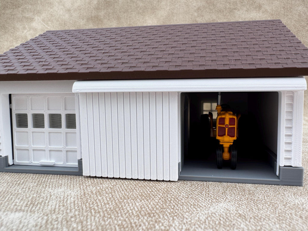 1/64 Scale Garage - Early 1940s Farm Garage - Farm Set Model - Brown Roof
